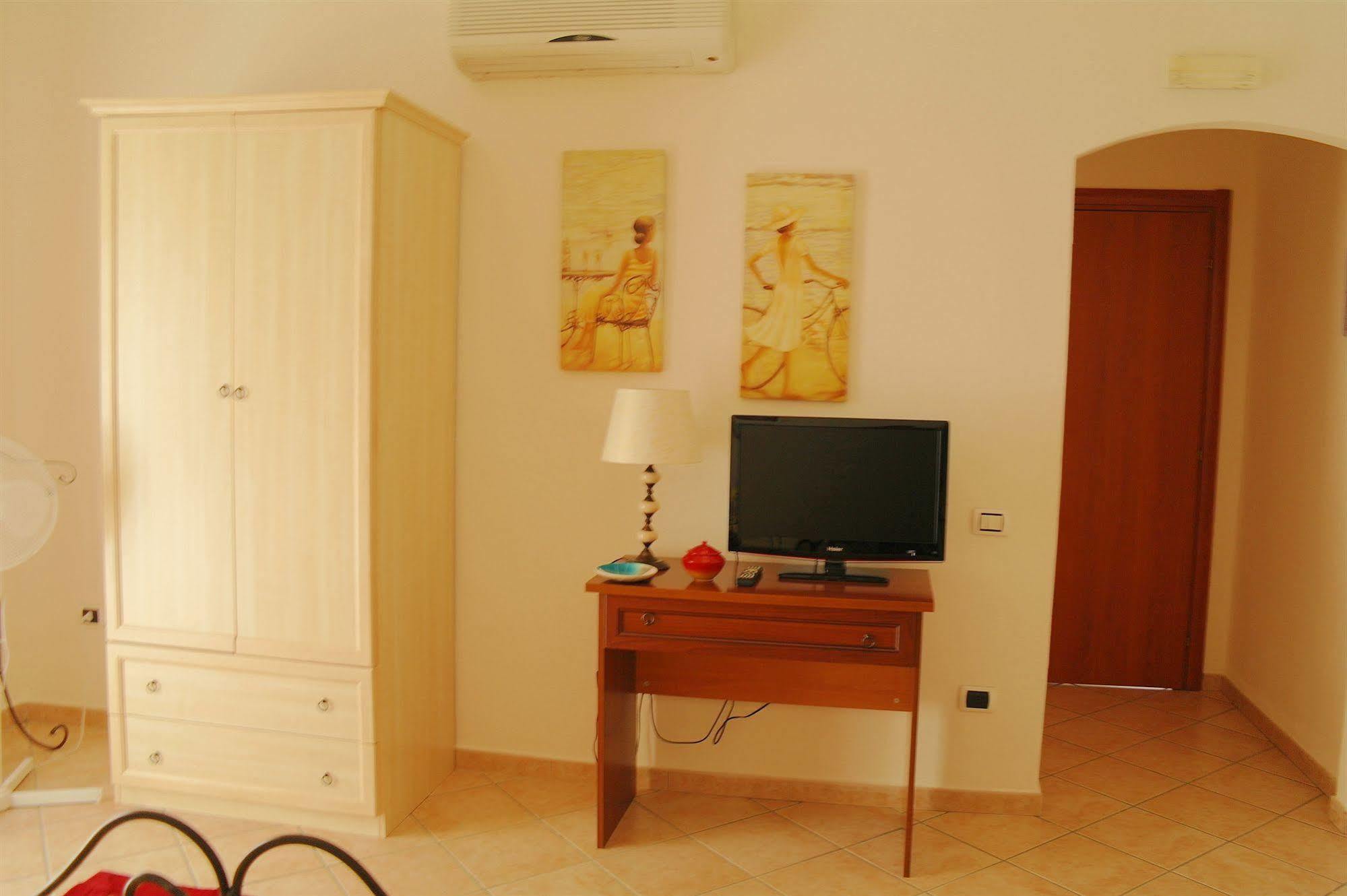 B&B Oliena Exterior photo